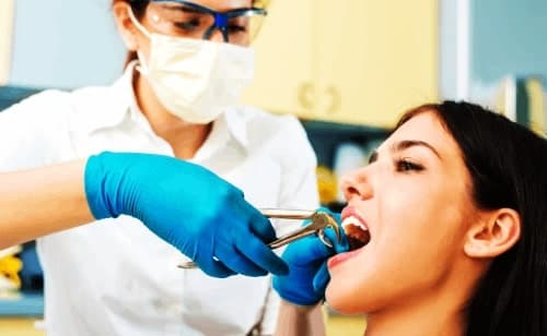 สิ่งควรรู้เกี่ยวกับการถอนฟัน