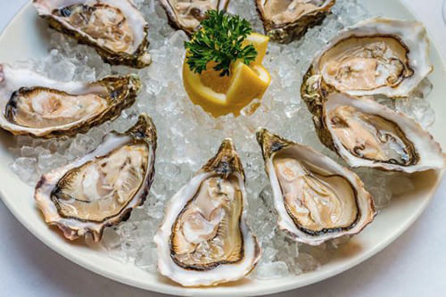 Benefits and Dangers of Oysters